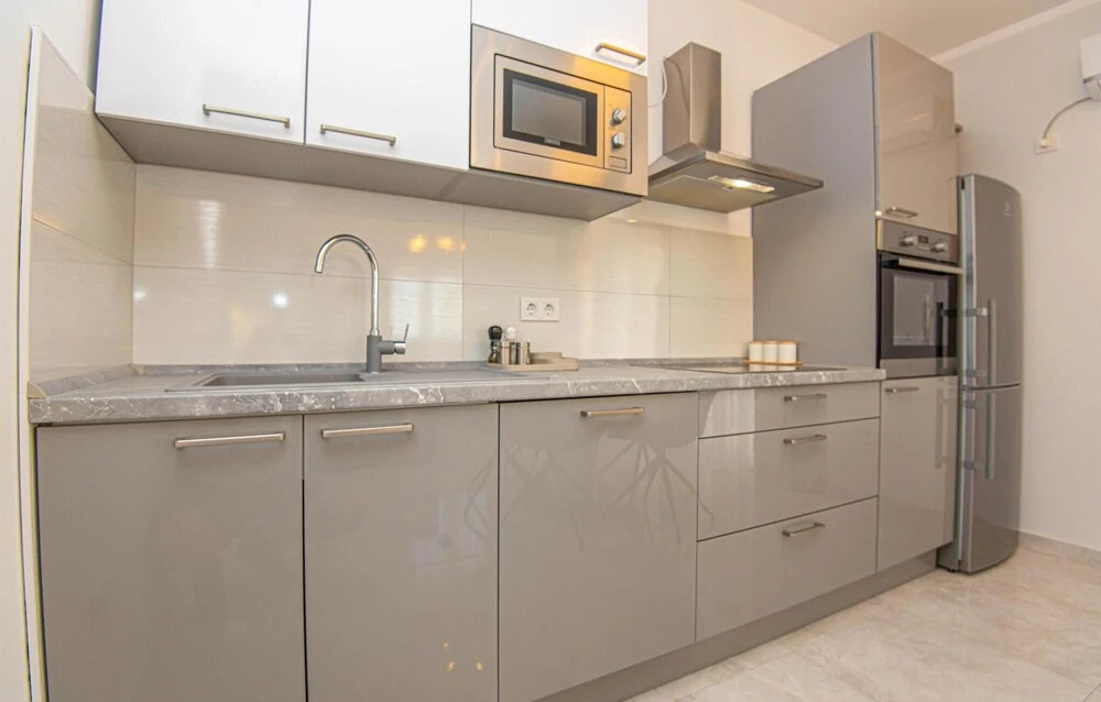 Stunning Apartment in Primosten With Wifi and 3 Bedrooms