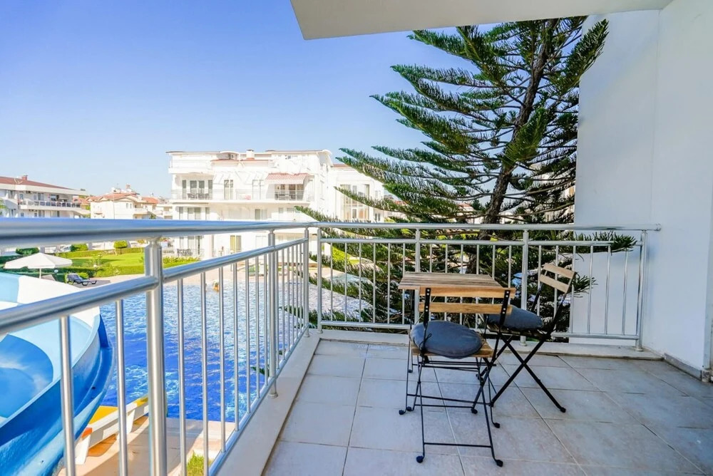 Comfy Flat With Shared Pool in Belek