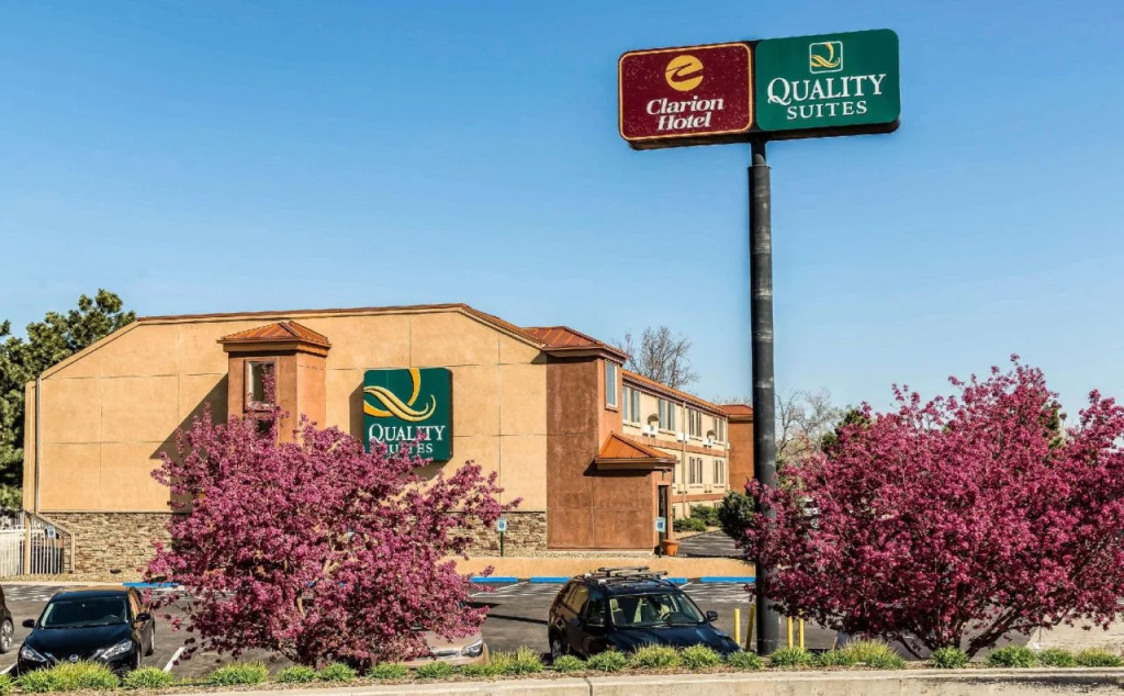 Quality Suites Downtown Colorado Springs