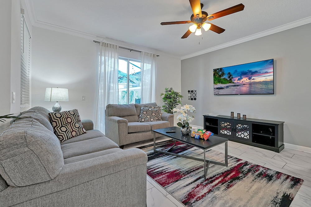Top Rated 4BR Home