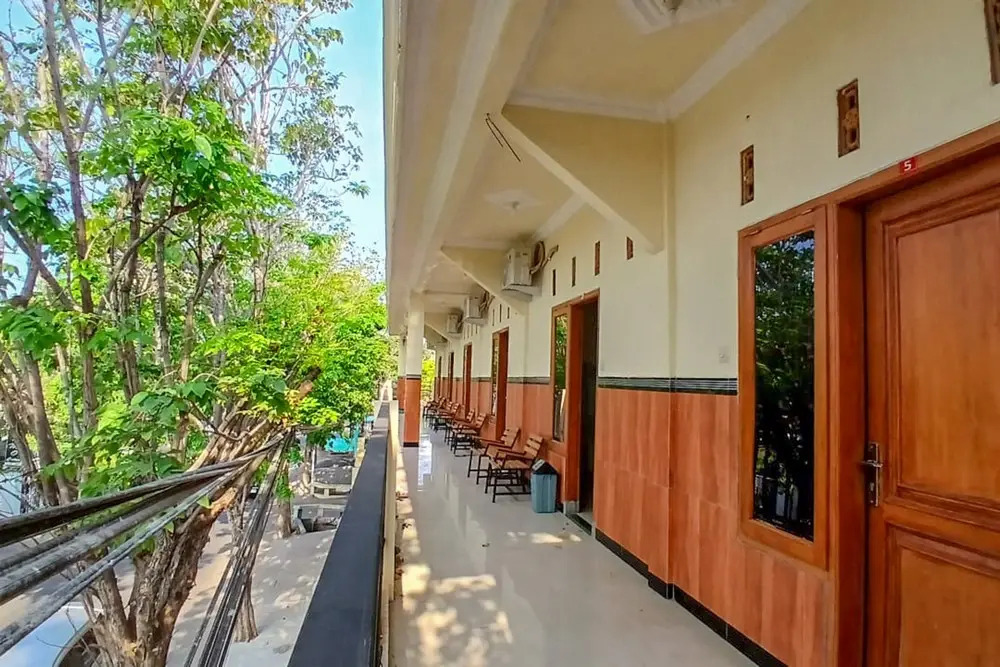 RedDoorz at Dien Homestay Syariah Alun-alun Pasuruan