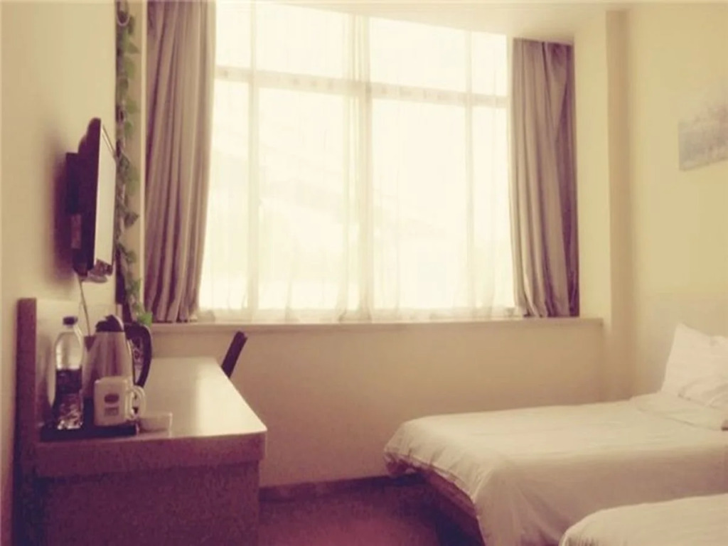 Orange Hotel Shanghai Hongqiao Railway Station Qixin Road