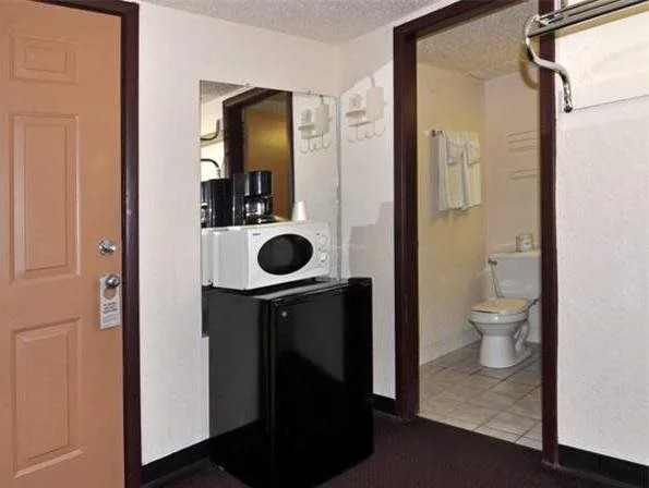 Economy Inn Ardmore