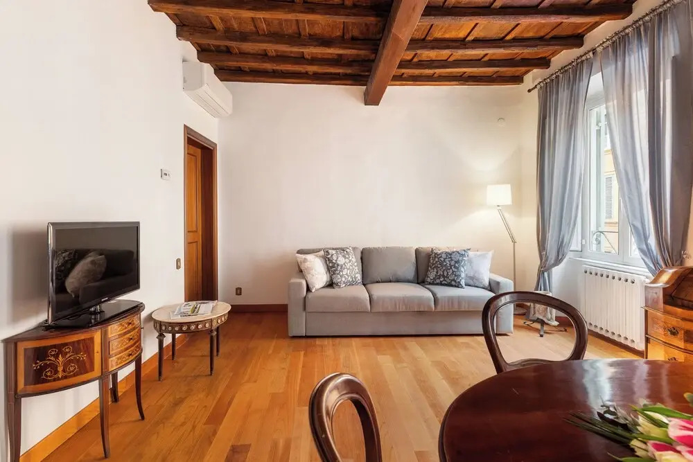 Monti  Apartments
