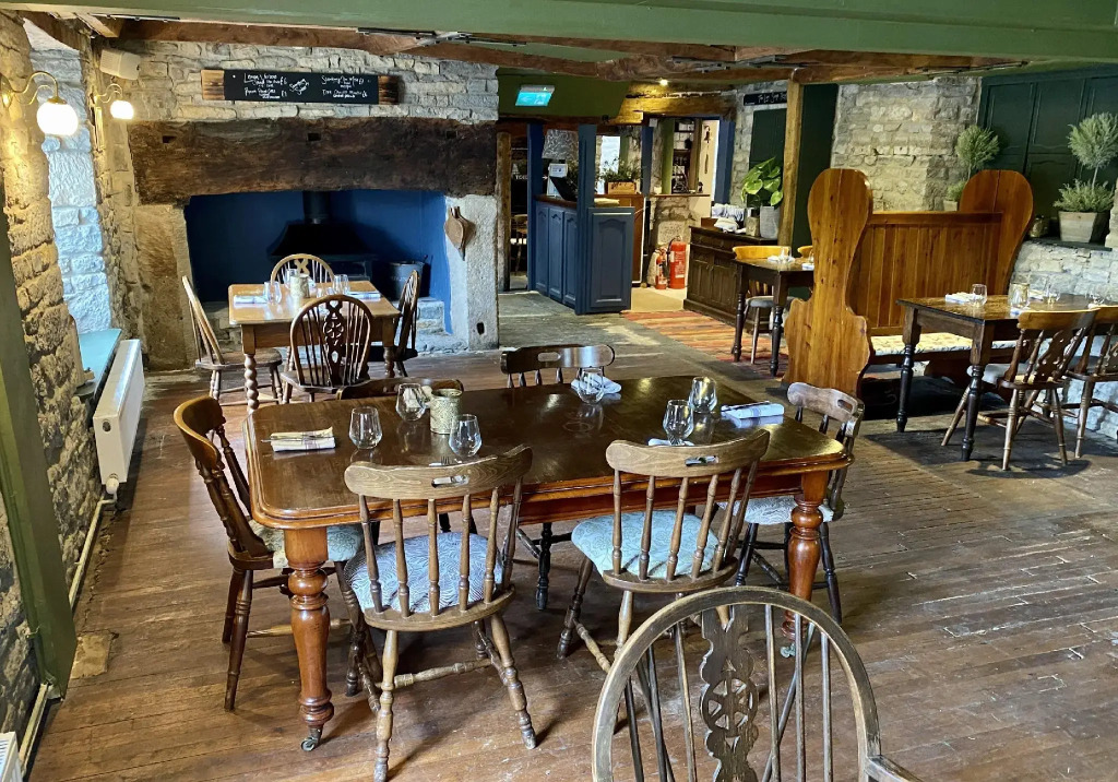 The Lion at West Pennard