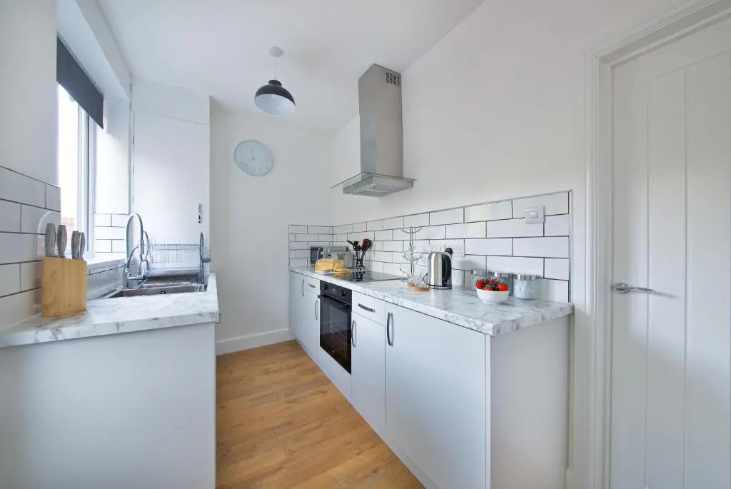 Air Host and Stay - Thomson House - Sleeps 4 2 mins walk from Stockport train station and town centre