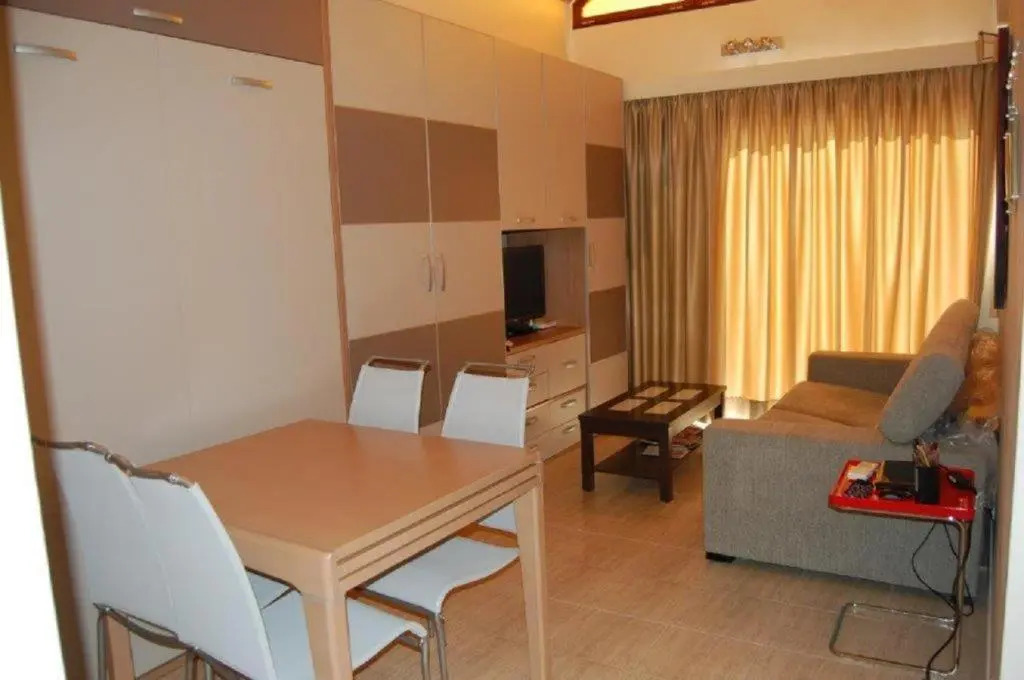 Apartamento Privado en Complejo Aida