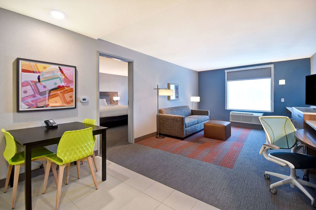 Home2 Suites by Hilton Las Vegas Convention Center - No Resort Fee