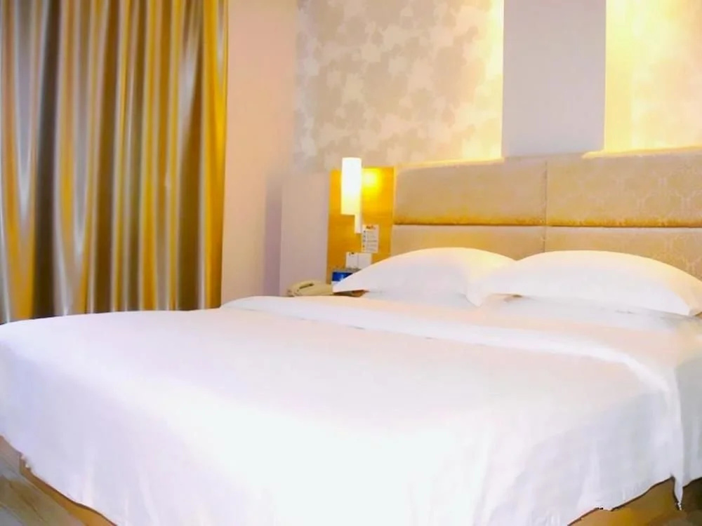 Yulin Jingtong Business Hotel