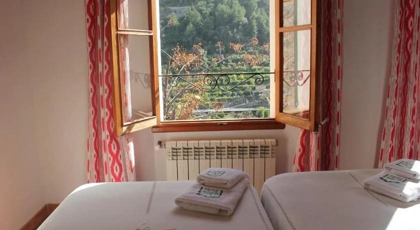 Hostal Villa Verde-Adults Only