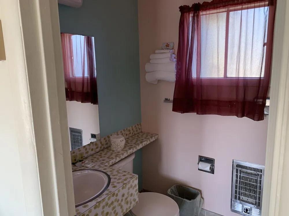 Pacific Sunset Inn