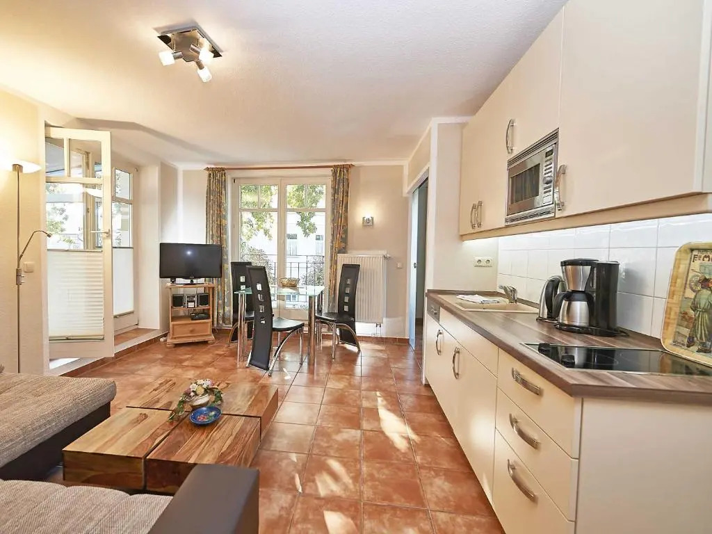 Villa Saxonia - WG 13 mit Wintergarten, strandnah