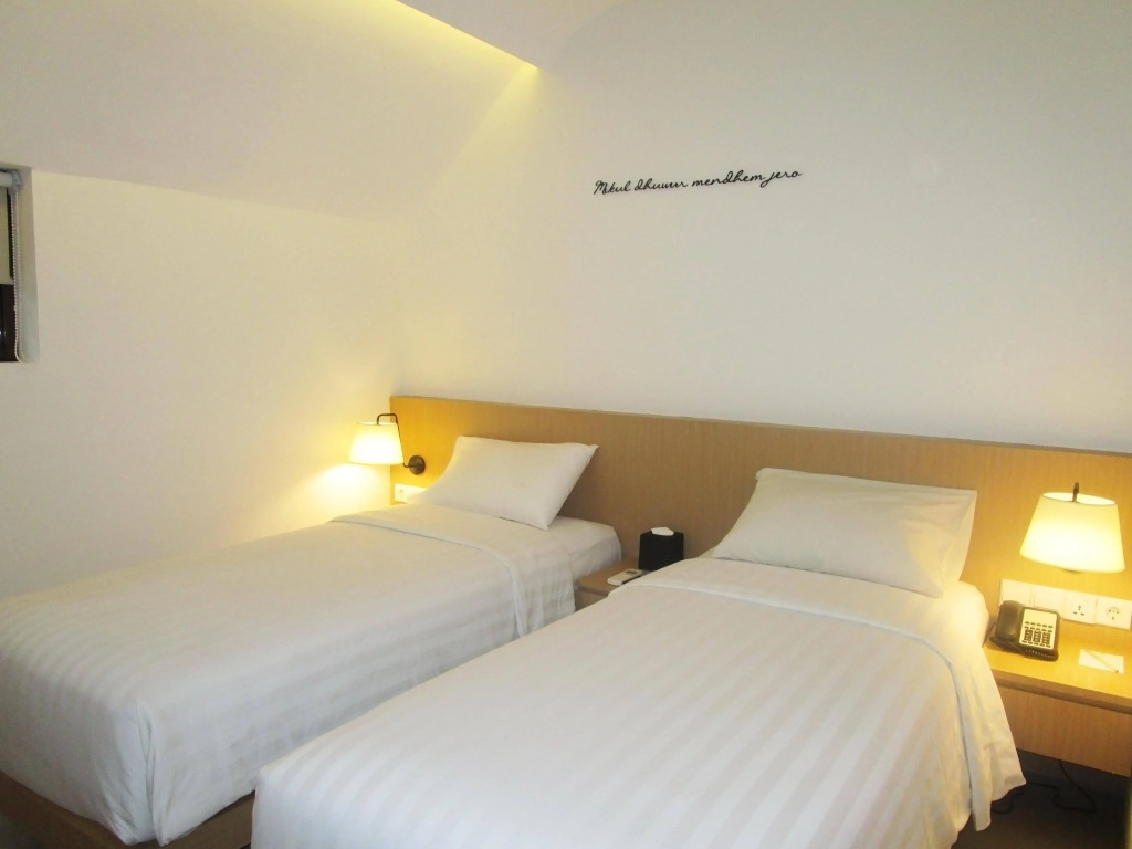 Namin Dago Hotel