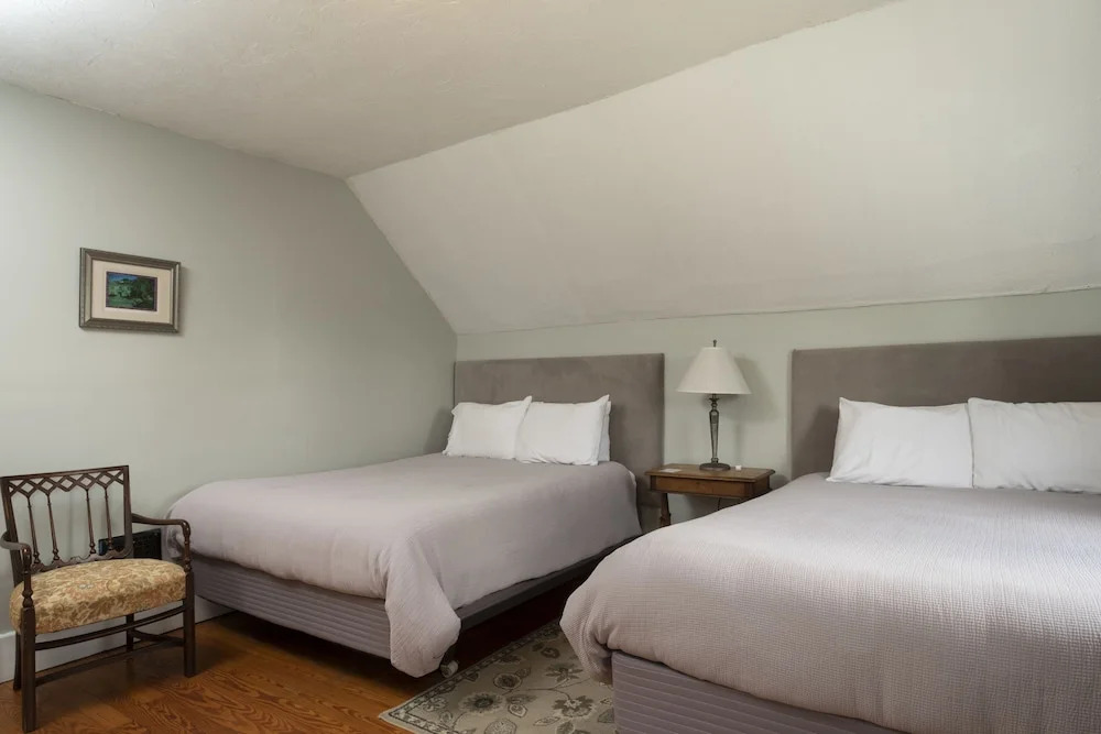 The Karass Inn