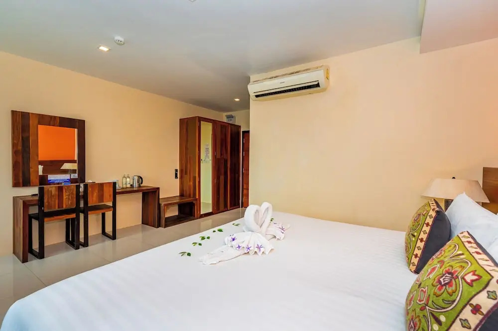 The Cheetar Hotel, Phuket