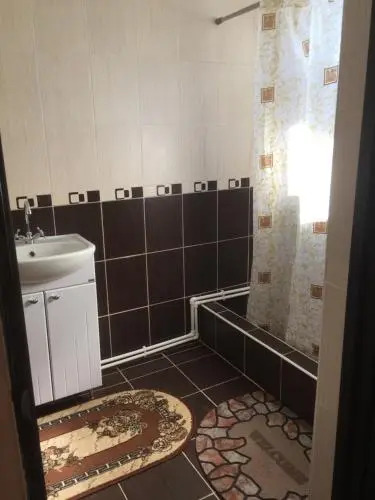 Guest house on Dzerzhinskogo 105