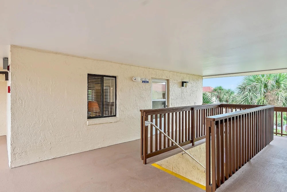 Unit 6302 - Ocean Racquet Club