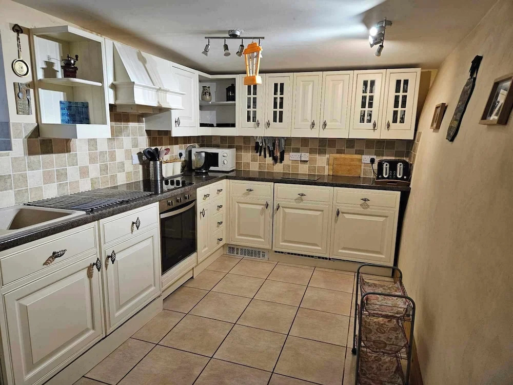 Rose Cottage - Cosy Cottage in Millers Dale