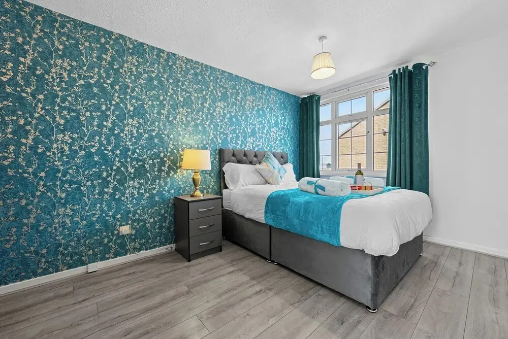 Cozy 3 bedroom house near hospital