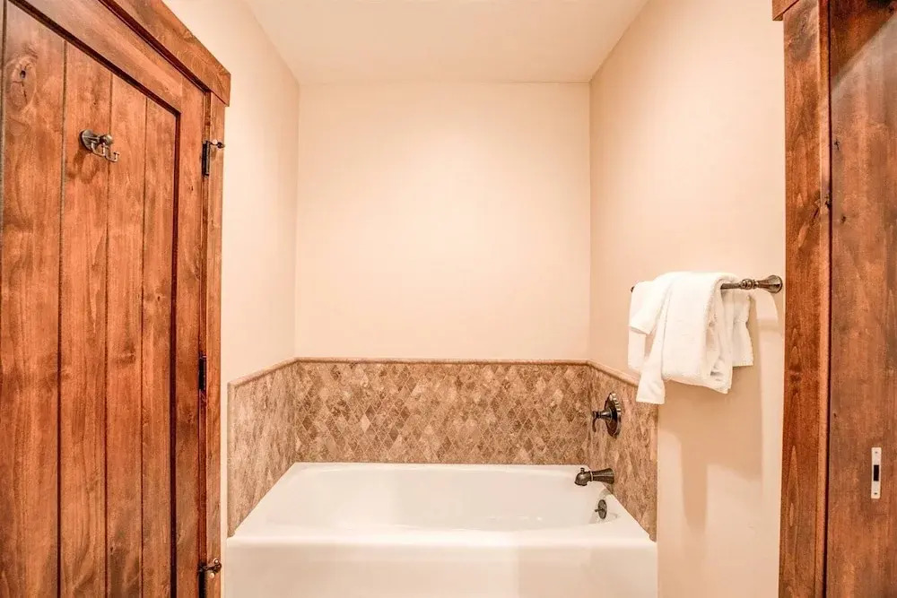 Crystal Peak 2 Bedroom Condo at Peak 7