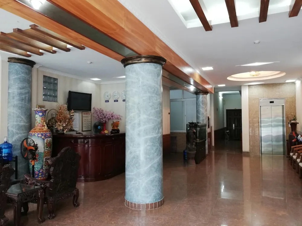 Sao Pho Hien Hotel