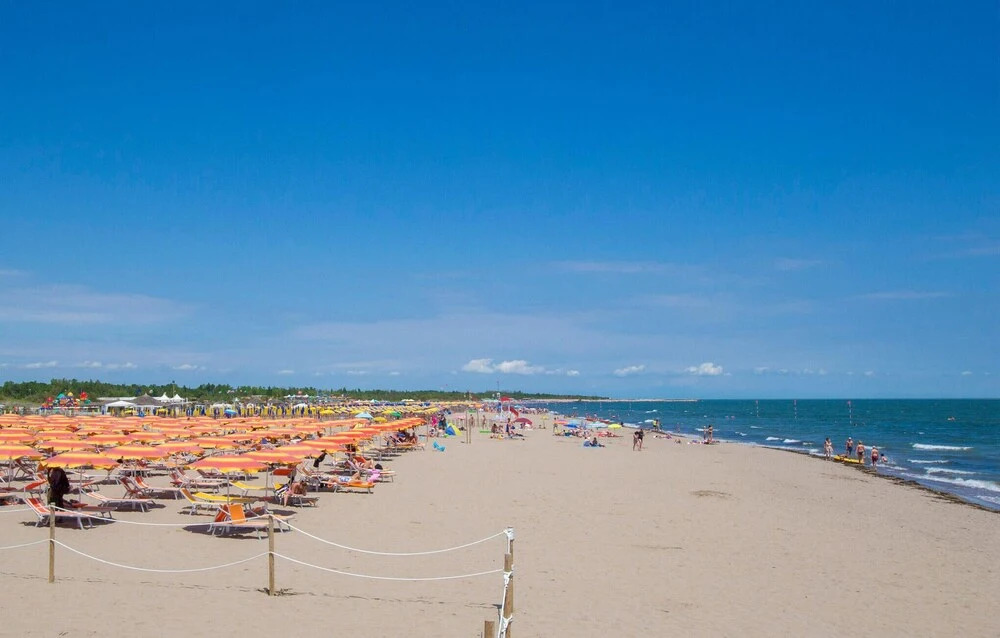 Nice Apartment in Rosolina Mare With 1 Bedrooms and Outdoor Swimming Pool