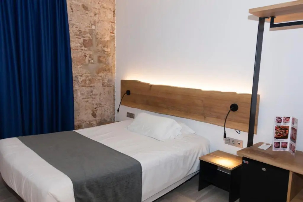 Hostal Paris