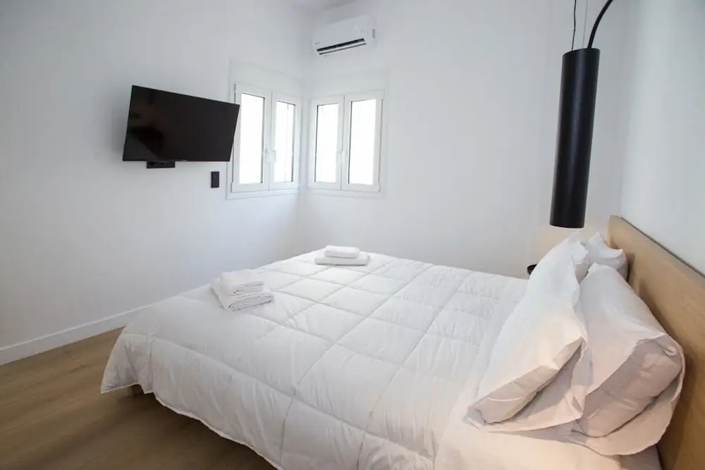 Mocha Acropolis View Apartment