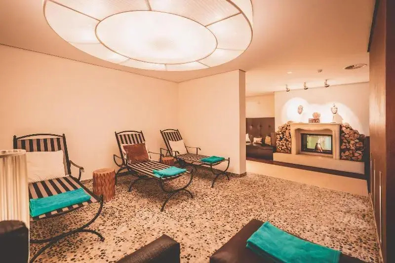 Klosterhotel Marienha H Langweiler