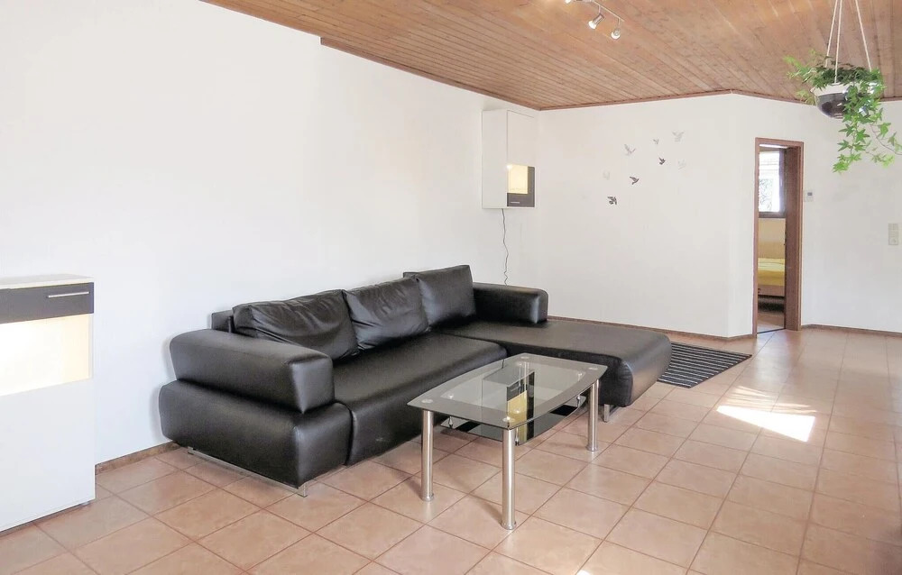 Stunning Apartment in Lahnstein With 1 Bedrooms and Internet