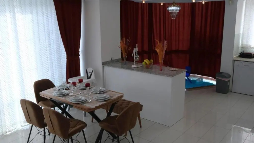 Crystal Water Deniz Saray Villa 1