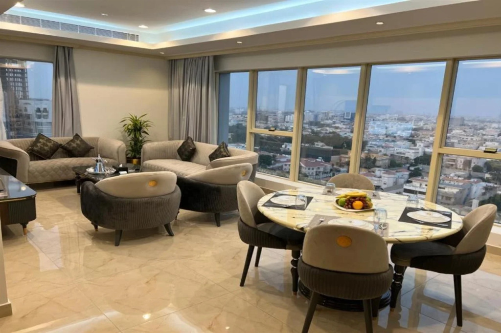 Seafront Luxury Suites Jeddah Corniche