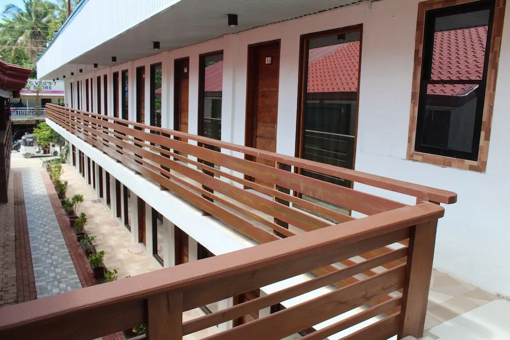 Ronaldos Inn Siargao by Cocotel