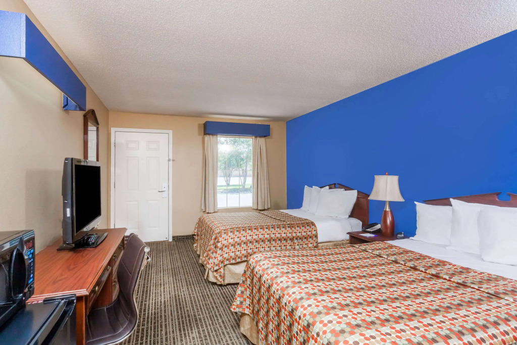 Baymont by Wyndham Florence/Muscle Shoals