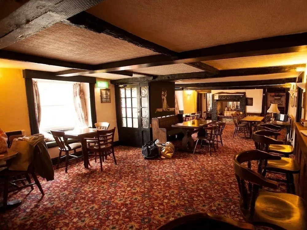 The Punchbowl Inn