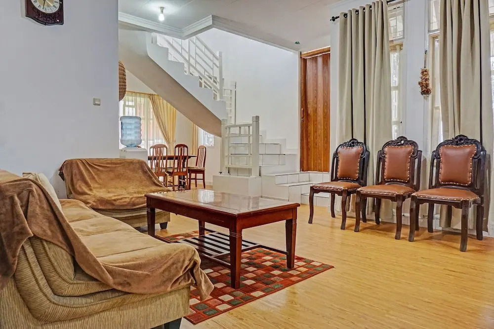 SPOT ON 91225 Kota Bunga Homestay Syariah