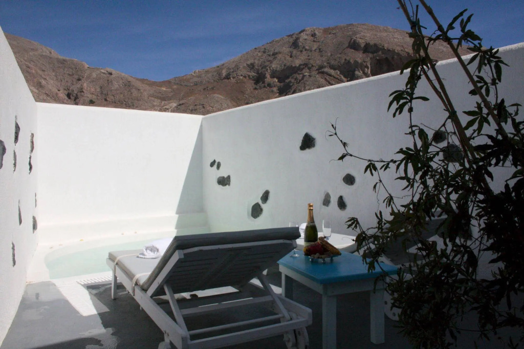 Drosostalides Suites