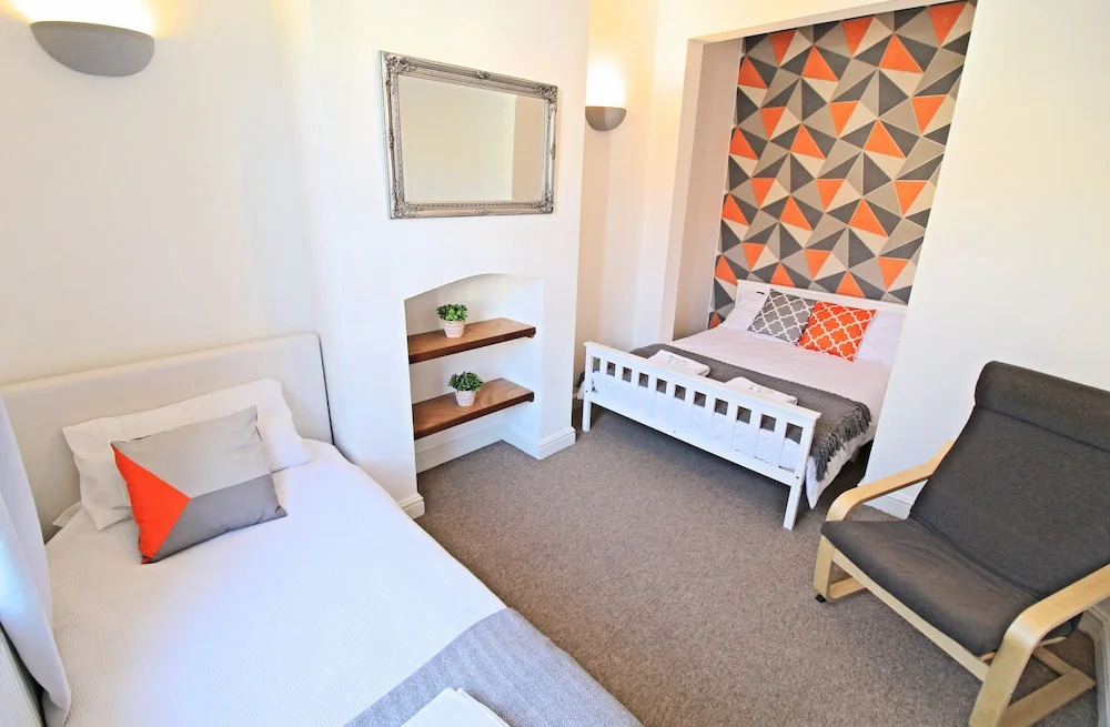 Oxford Fiftyone - A Spacious 3 Bed House with Garden and Parking