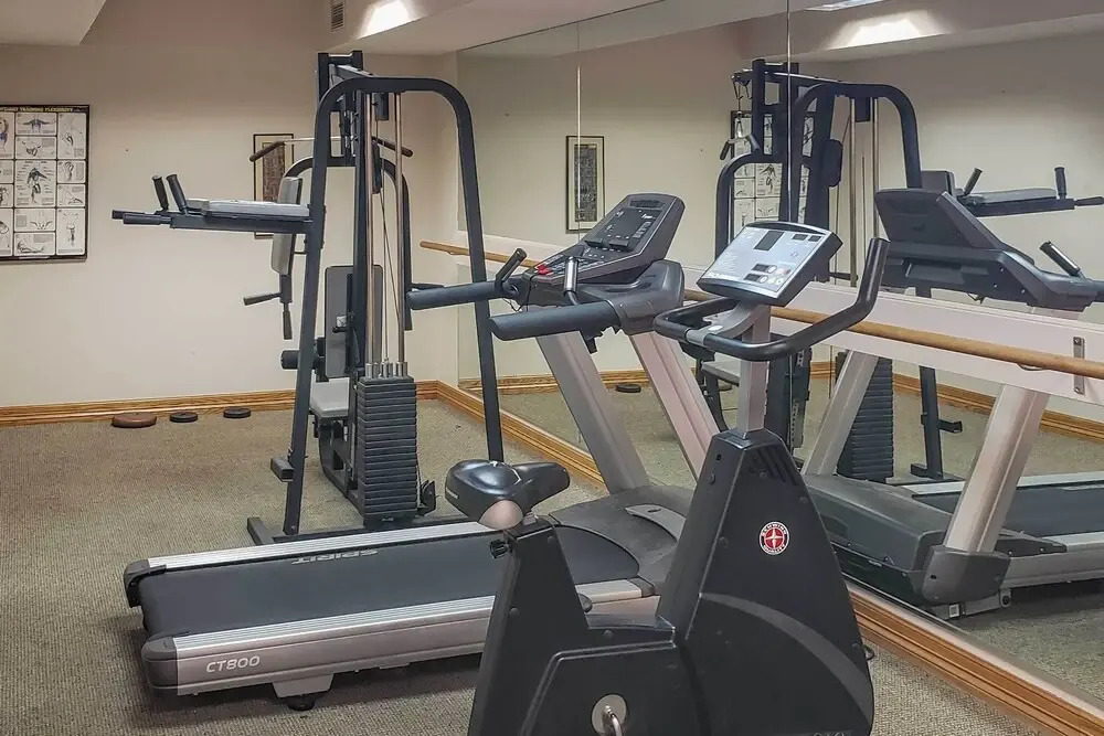 Condo w/ Patio & Pool Access in Greenwood Village