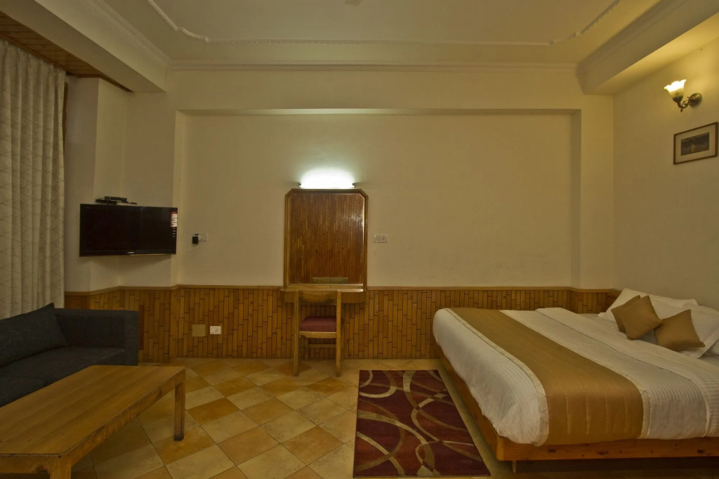 Hotel Snow View Manali