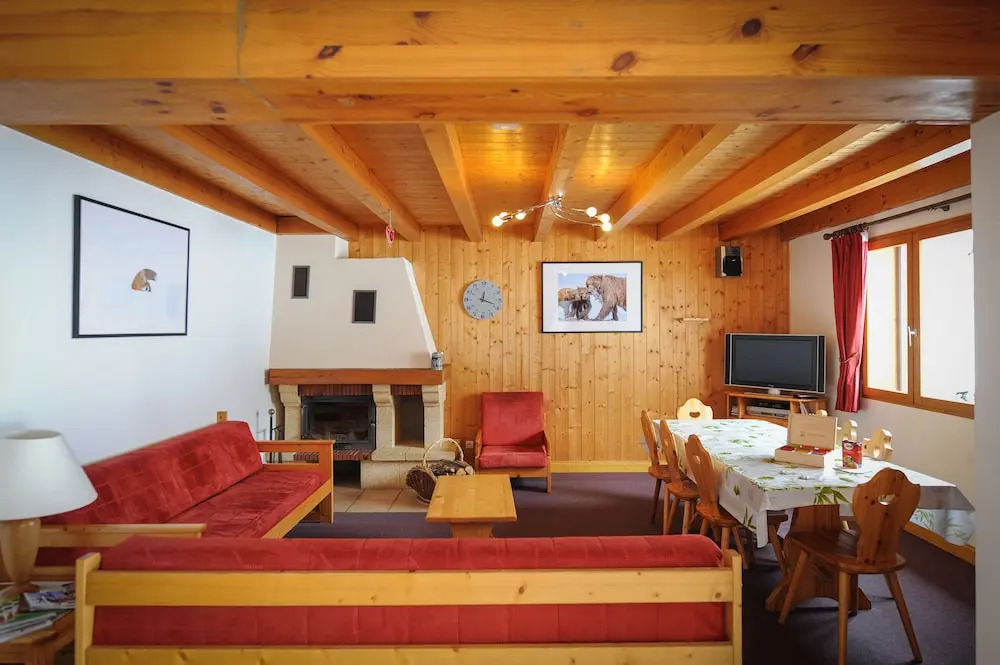 Monster Chalets