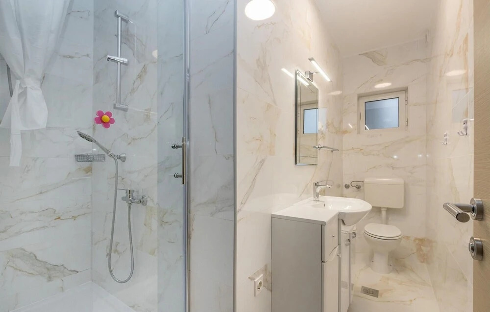 Stunning Apartment in Selce With Wifi and 2 Bedrooms