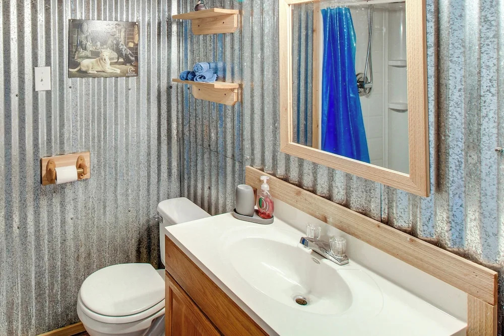Beaches, Fishing & More! Rockport Getaway w/ Deck