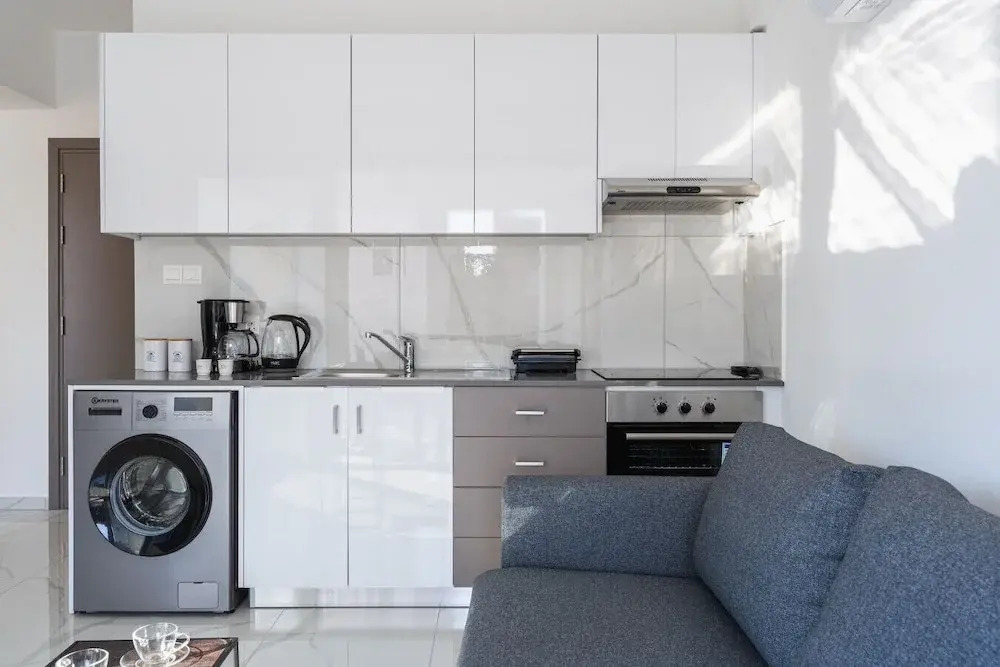 Marble - Studio & Balcony in Larnaca