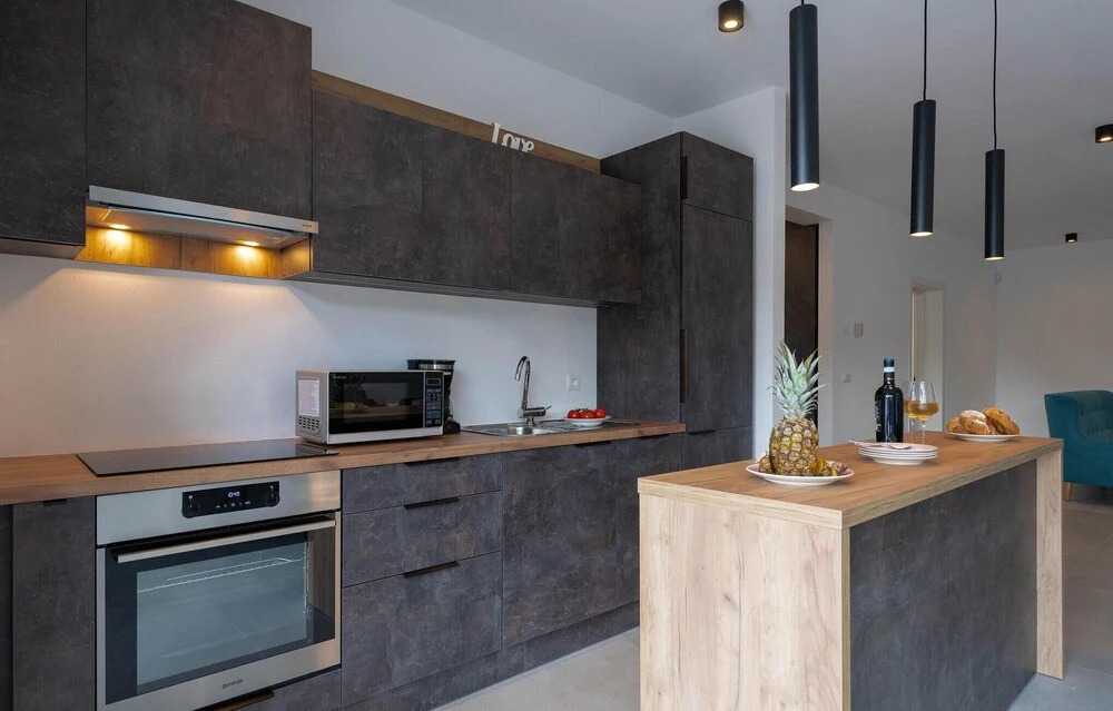 Amazing Home in Manjadvorci With Outdoor Swimming Pool, Wifi and 3 Bedrooms