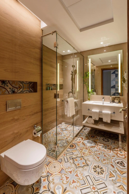 S19 Hotel-Al Jaddaf Metro Station