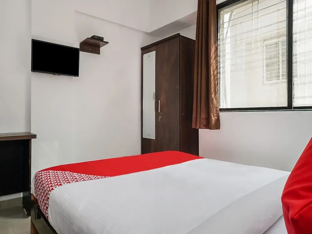 OYO 24143 Flagship Hotel Blue Orchid