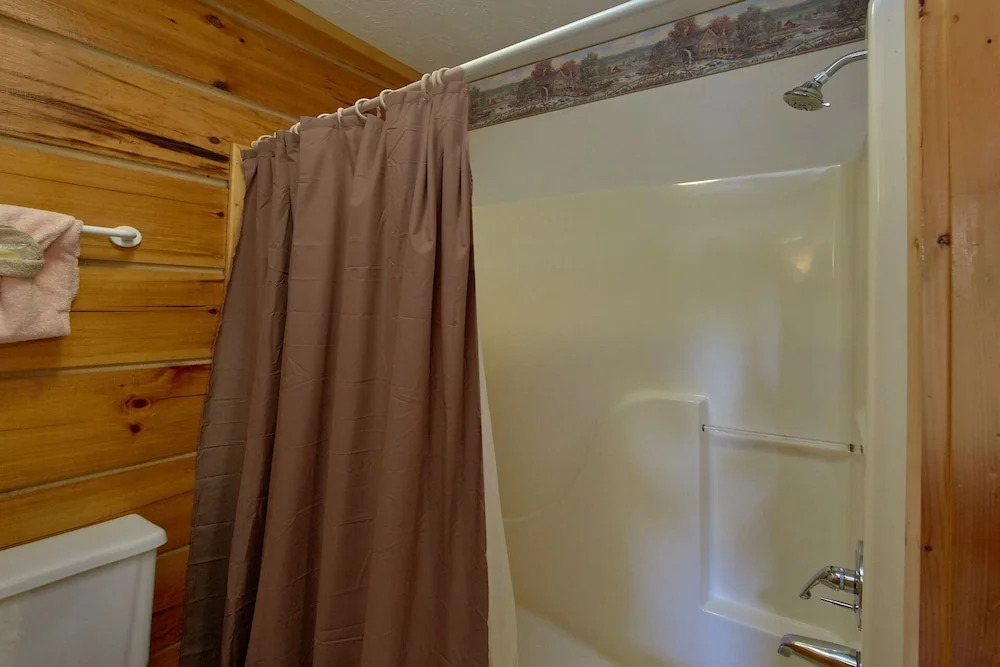 Bear Creek - 2 Br Cabin