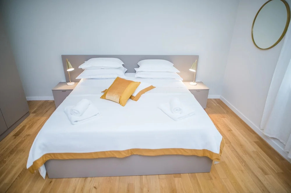 Apartment Ante