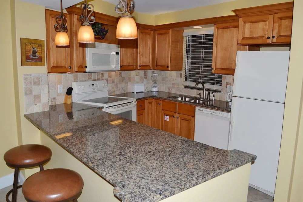 Beachside Towers at Sandestin by Gibson Beach Rentals